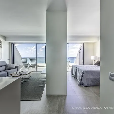 Penthouse Over The Sea Apartment *