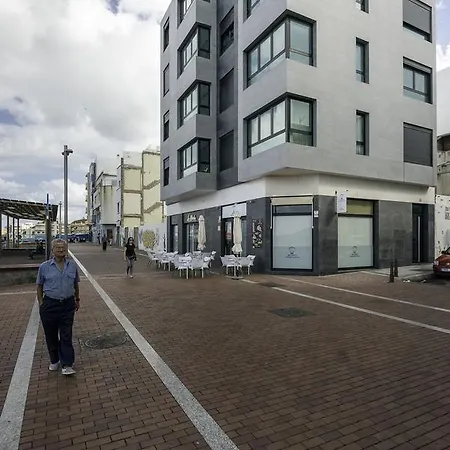 Penthouse Over The Sea Apartament *