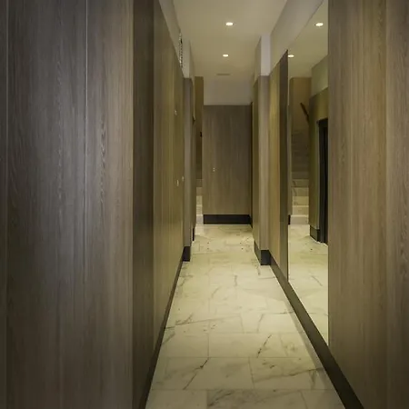 Penthouse Over The Sea *